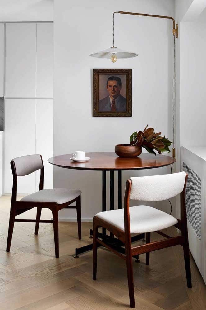 Decor Ideas Of Tables For Small Apartments