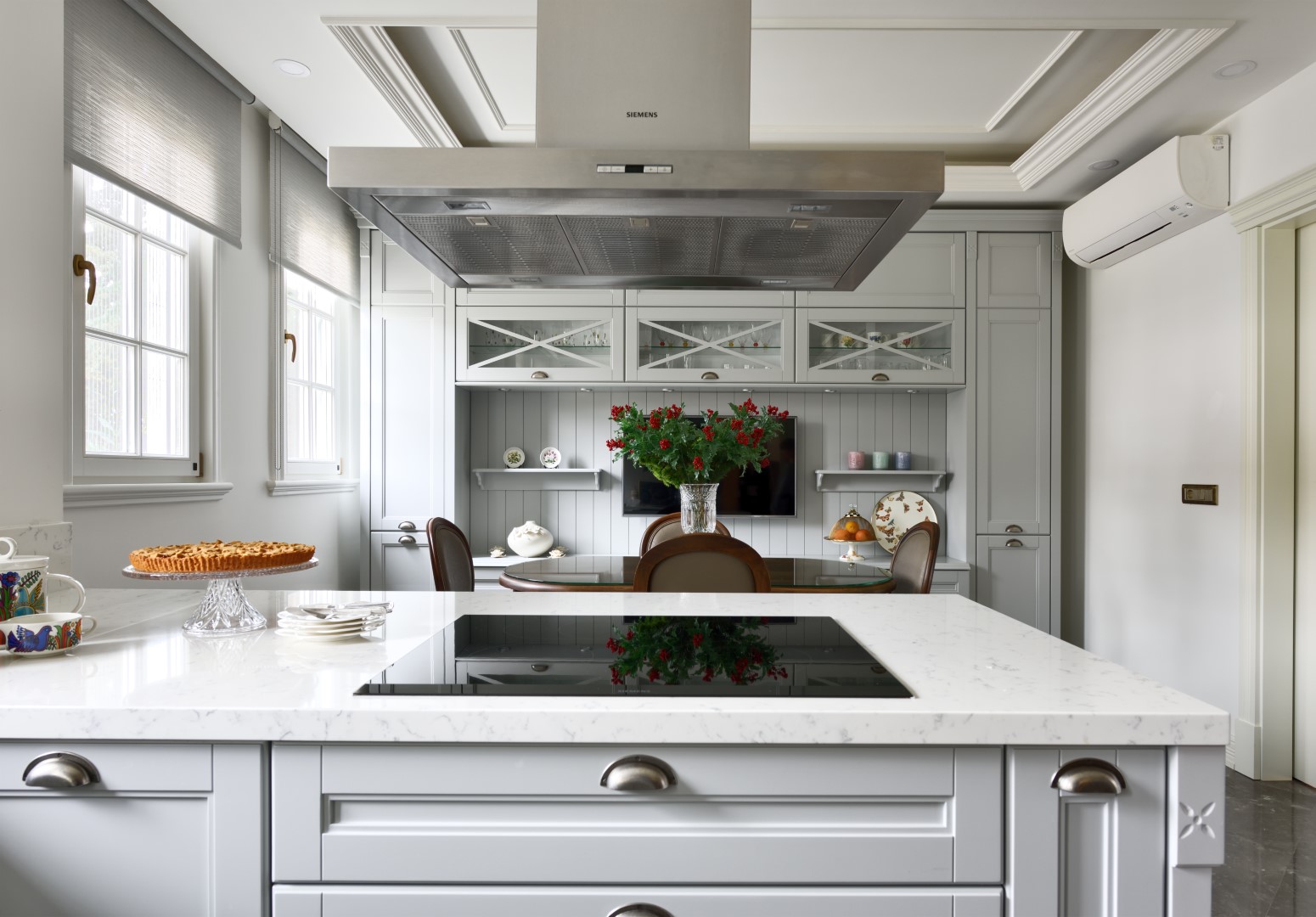 A Project That Digests The Classical and Follows The Contemporary: H 129 House A Project That Digests The Classical and Follows The Contemporary: H 129 House