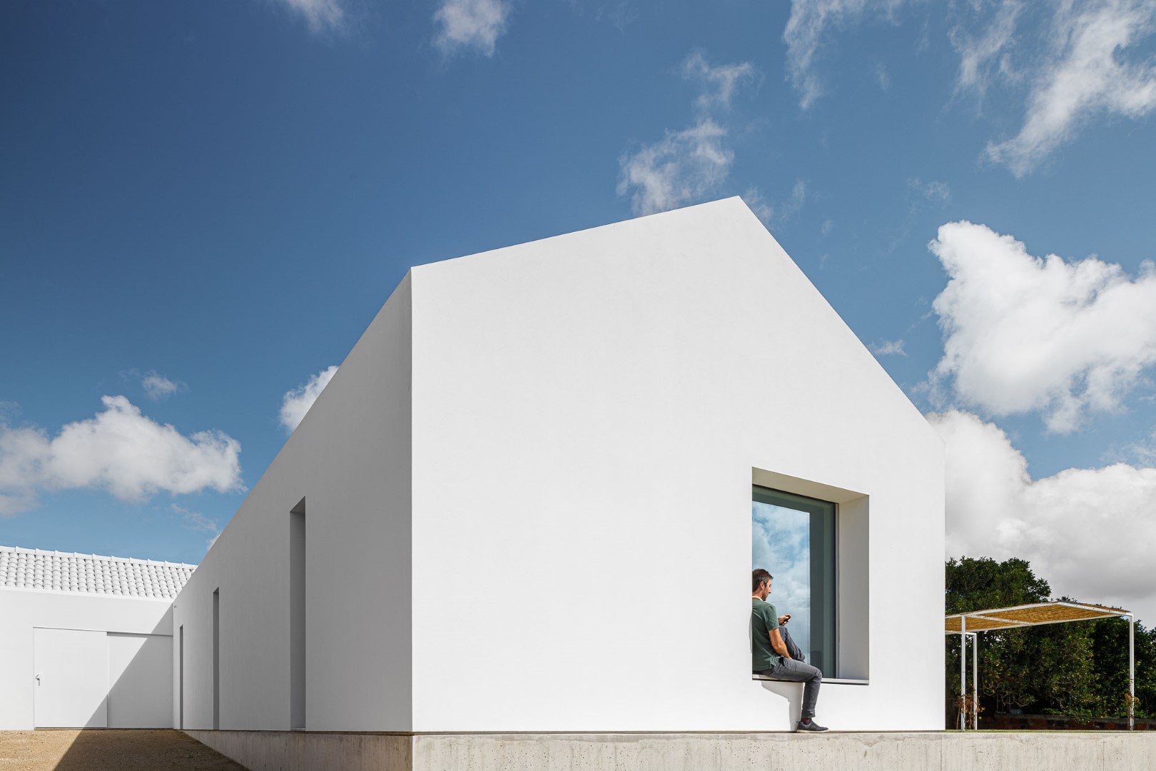 House in Sta Joana by NU.MA Architects in Aveiro, Portugal House in Sta Joana by NU.MA Architects in Aveiro, Portugal