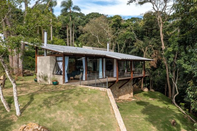 Casa JF por Rocco Arquitetos en Ibiuna, Brasil