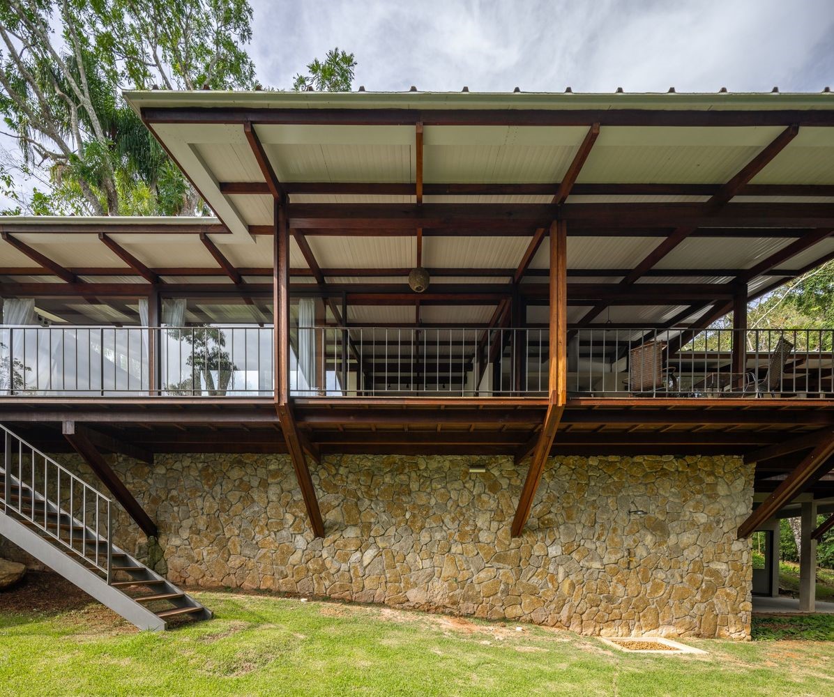 JF House by Rocco Arquitetos in Ibiuna, Brazil JF House by Rocco Arquitetos in Ibiuna, Brazil