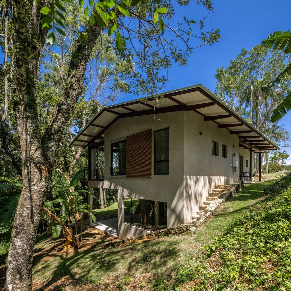 JF House by Rocco Arquitetos in Ibiuna, Brazil JF House by Rocco Arquitetos in Ibiuna, Brazil