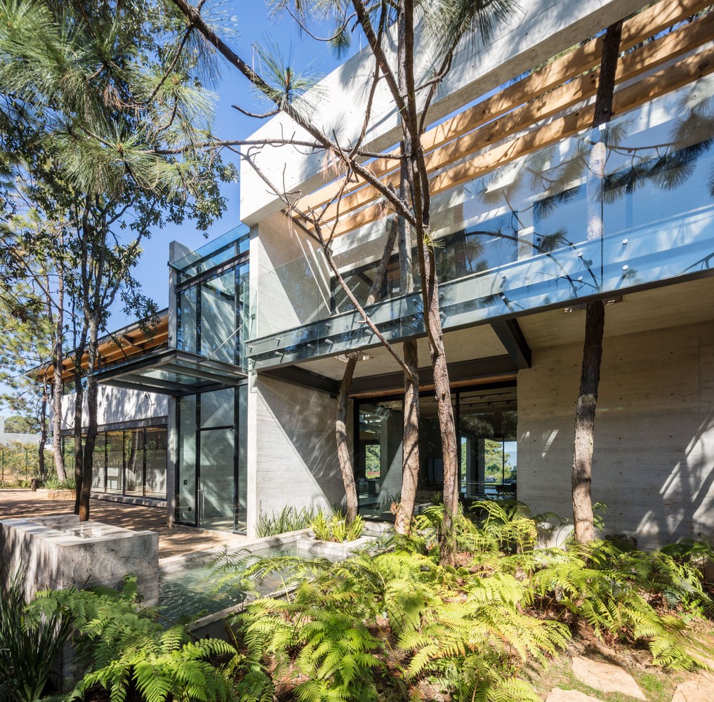 Lake View House by grupoarquitectura in Valle de Bravo, Mexico Lake View House by grupoarquitectura in Valle de Bravo, Mexico