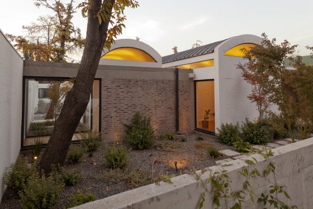Vault House by Olimpia Lira in Las Condes, Chile