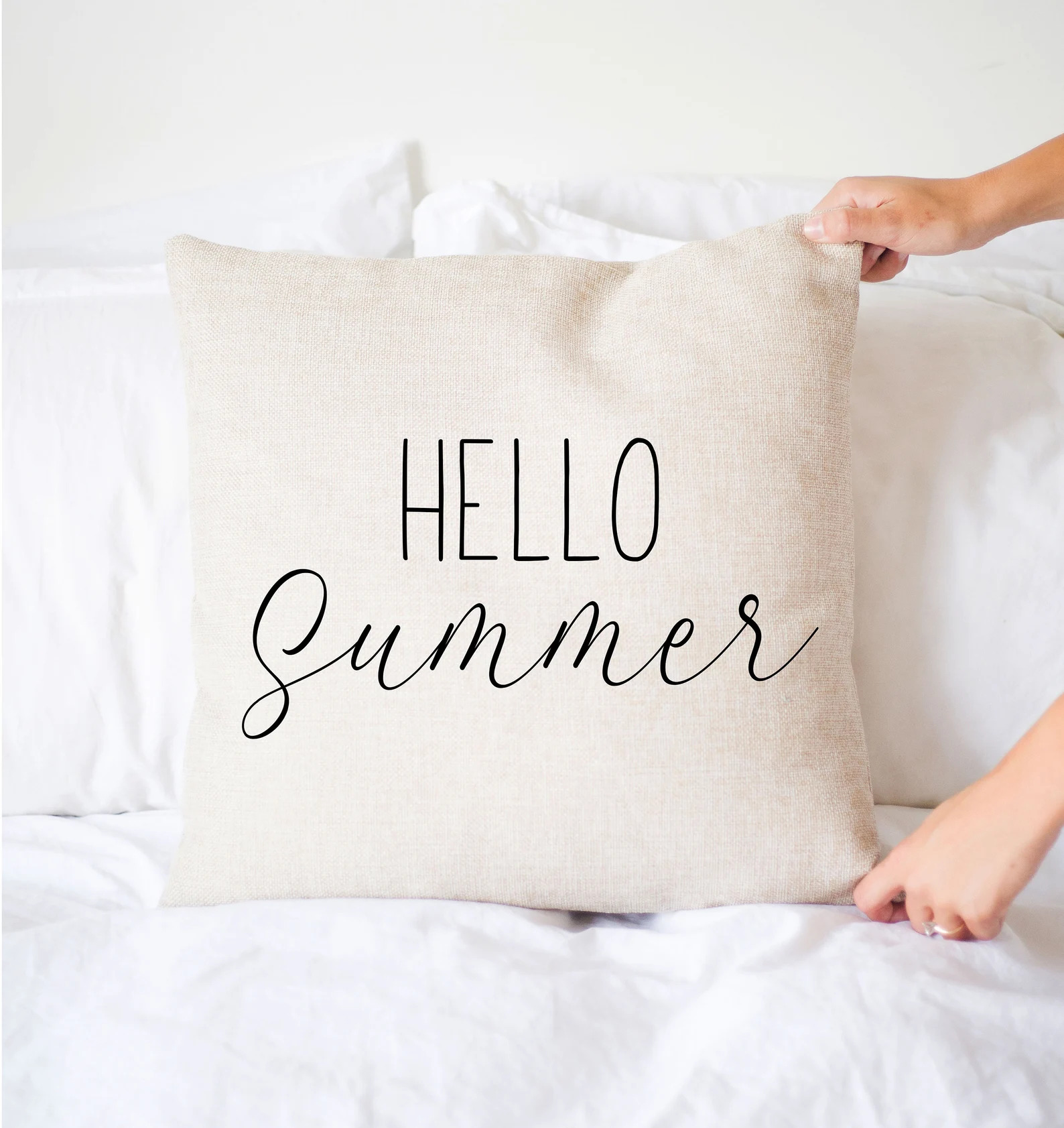 14 Fantastic Summer Pillow Designs That Will Bring The Sunshine To Your Home
