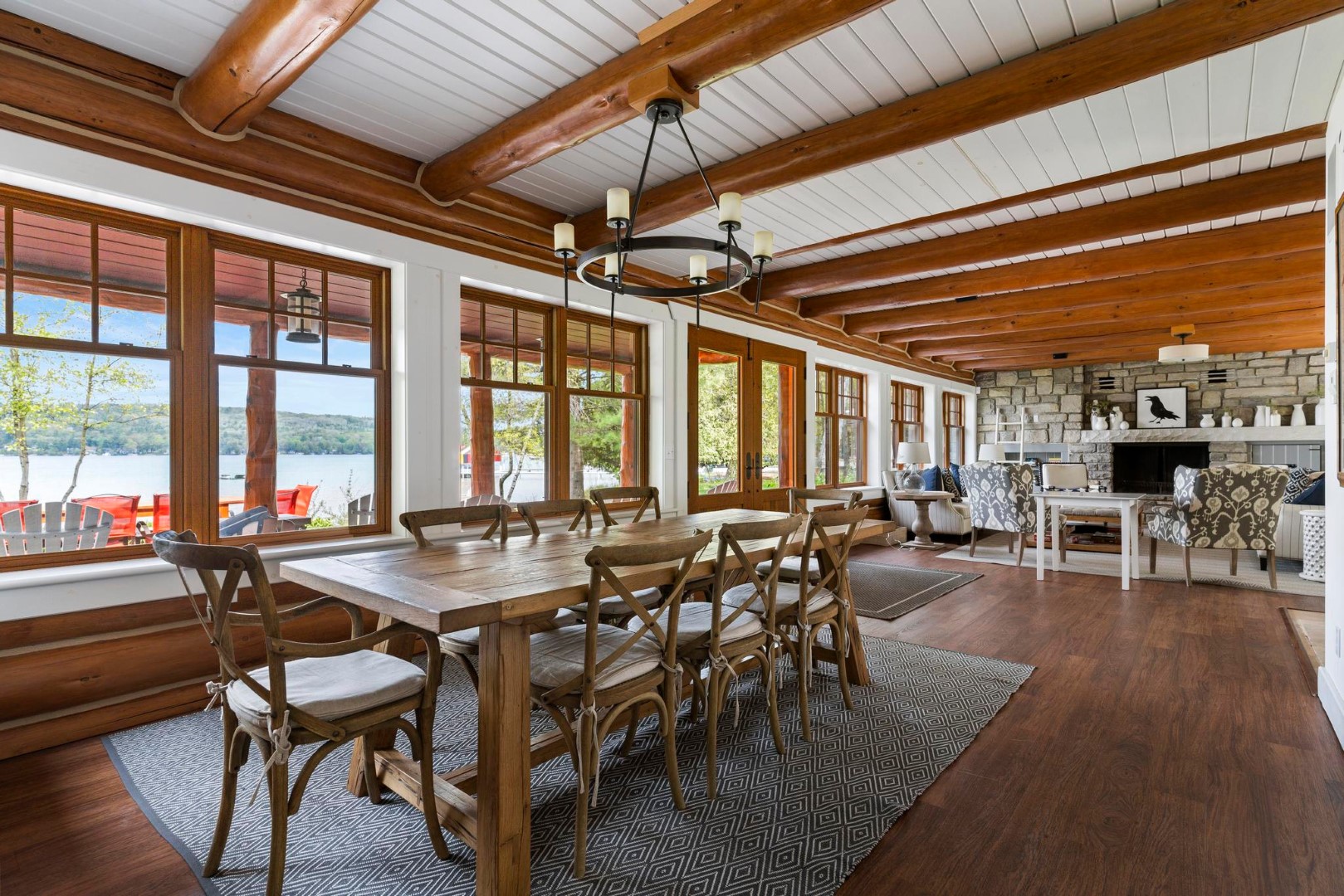 15. Bear Lake Lodge 15. Bear Lake Lodge