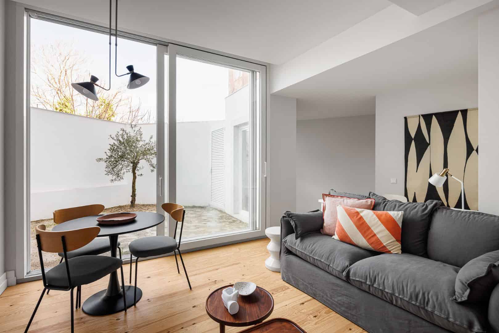 Graca 117 – Rehabilitation of historic building in Lisbon by Pedro Carrilho