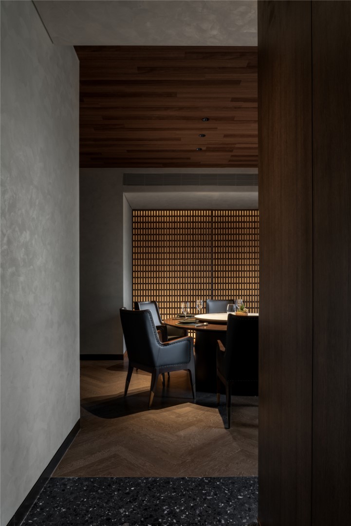 HONG 0871 by IN.X: A Dramatic Fusion of Yunnan Cuisine and Contemporary Design in Shanghai HONG 0871 by IN.X: A Dramatic Fusion of Yunnan Cuisine and Contemporary Design in Shanghai