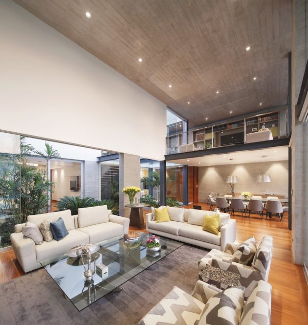 M+L House by Domenack Arquitectos in Miraflores, Peru