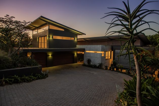Pambathi Lane House by Metropole Architects in Shaka's Rock, South Africa