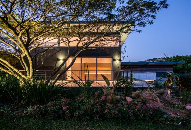 Pambathi Lane House by Metropole Architects in Shaka's Rock, South Africa