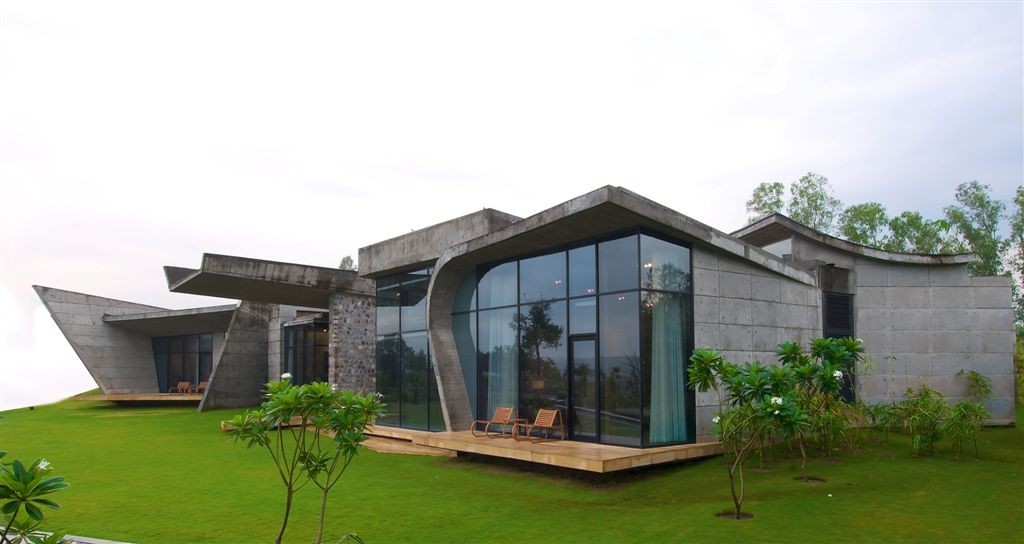 Rishikesh House by Rajiv Saini in India