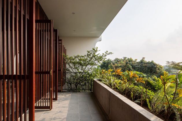 Thai Binh House by Chu Ngoc Anh Architects in Dong Hoang, Vietnam