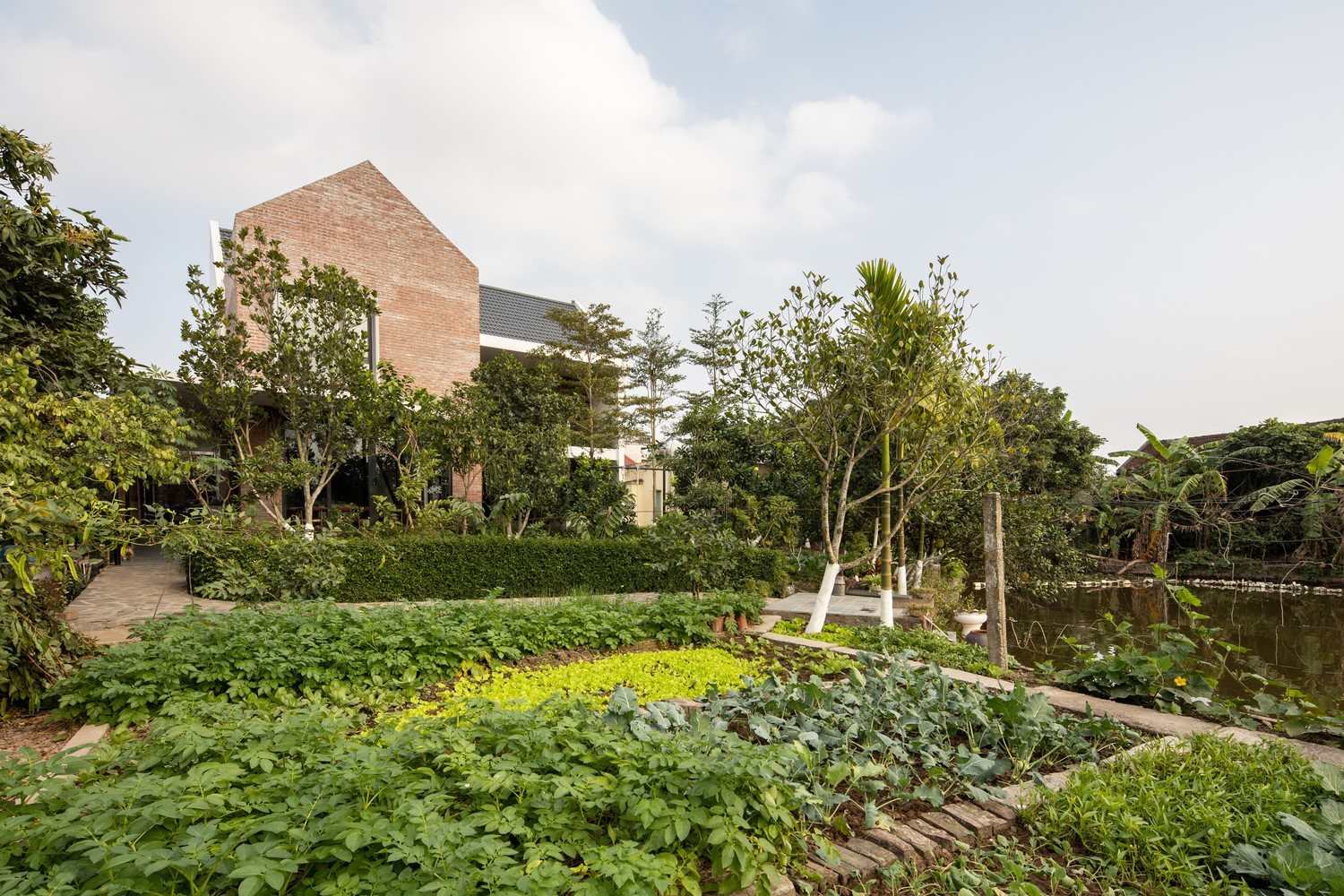 Thai Binh House by Chu Ngoc Anh Architects in Dong Hoang, Vietnam Thai Binh House by Chu Ngoc Anh Architects in Dong Hoang, Vietnam