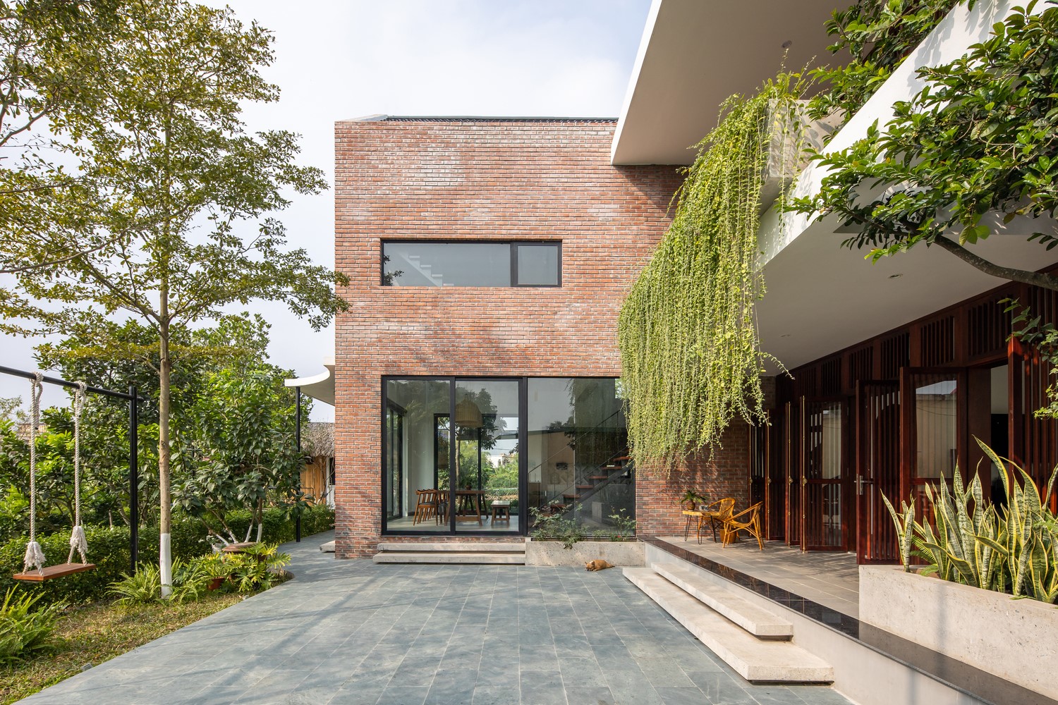 Thai Binh House by Chu Ngoc Anh Architects in Dong Hoang, Vietnam Thai Binh House by Chu Ngoc Anh Architects in Dong Hoang, Vietnam