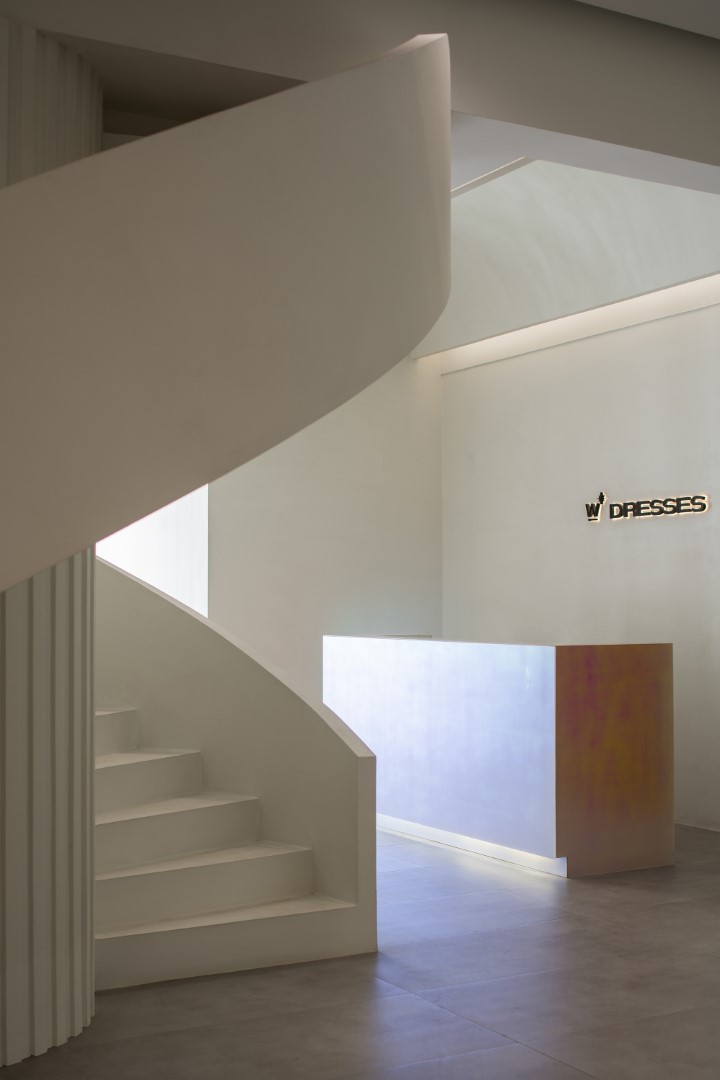 W. DRESSES Customized Spaces by CUN FF Xuewan Yang in Yunnan, China W. DRESSES Customized Spaces by CUN FF Xuewan Yang in Yunnan, China