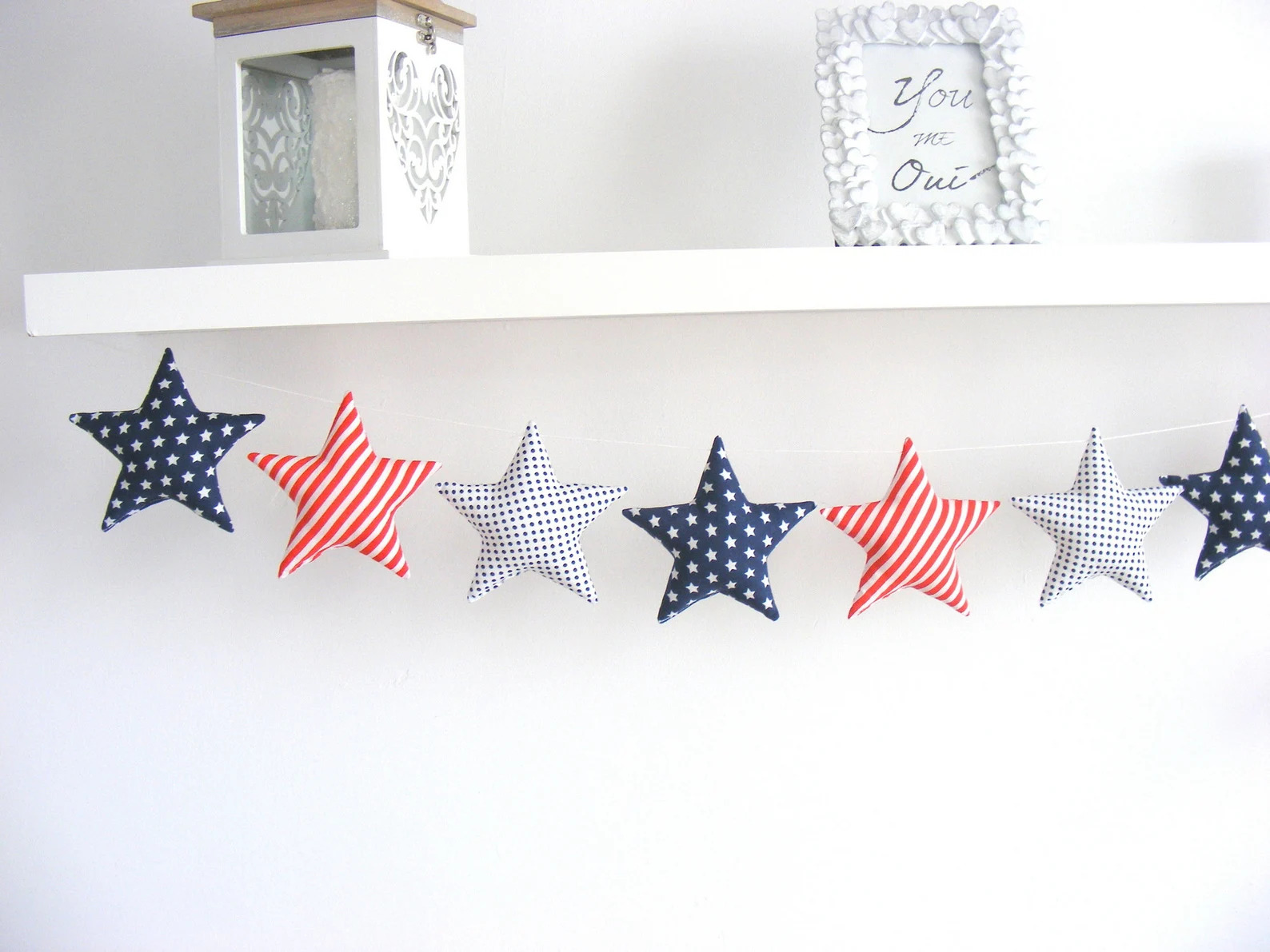 15 Festive 4th of July Garland Designs For Patriotic Home Décor