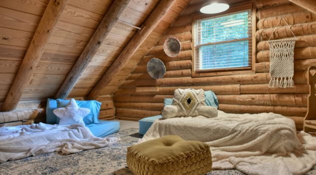 16 Delightful Rustic Kids’ Room Designs That Will Warm Your Heart