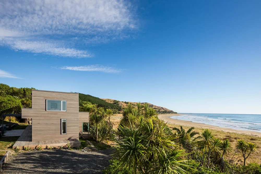 Charming Beach Houses For Your Life By The Sea
