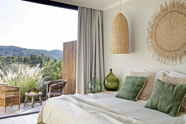 Decor Ideas That Will Give Your Bedroom That Summer Look