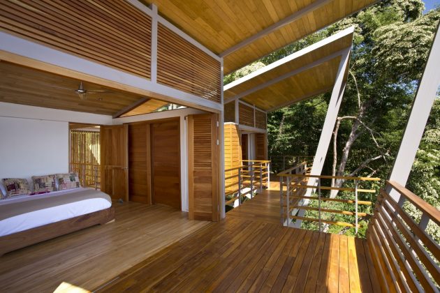 Flotanta House by Benjamin Garcia Saxe Architecture in Puntarenas Canton, Costa Rica