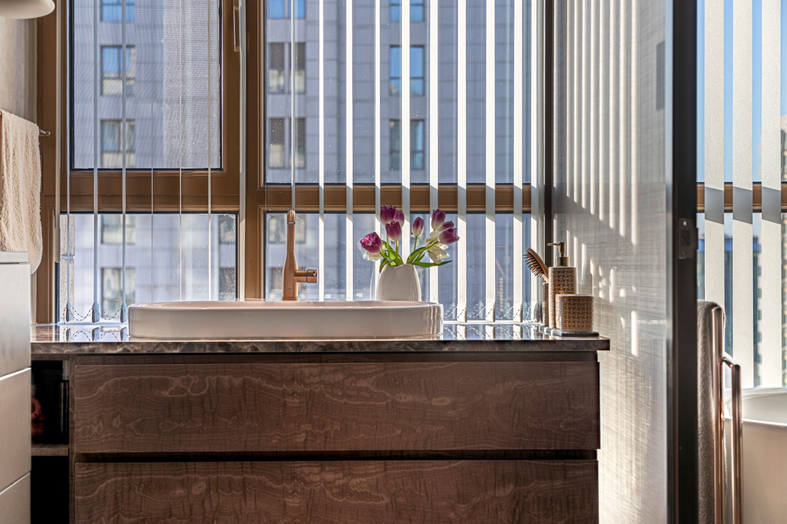 Home of Finance-Elites in Beijing by Rui Design Home of Finance-Elites in Beijing by Rui Design