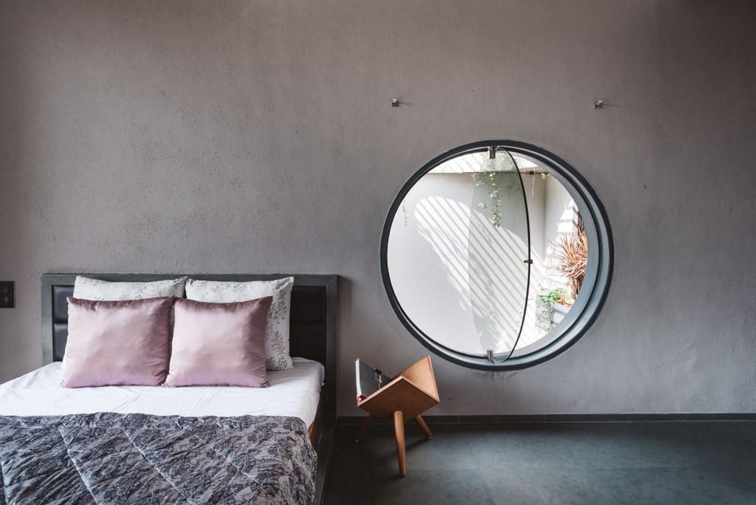 Jungalow House by Neogenesis+Studi0261 in Surat, India