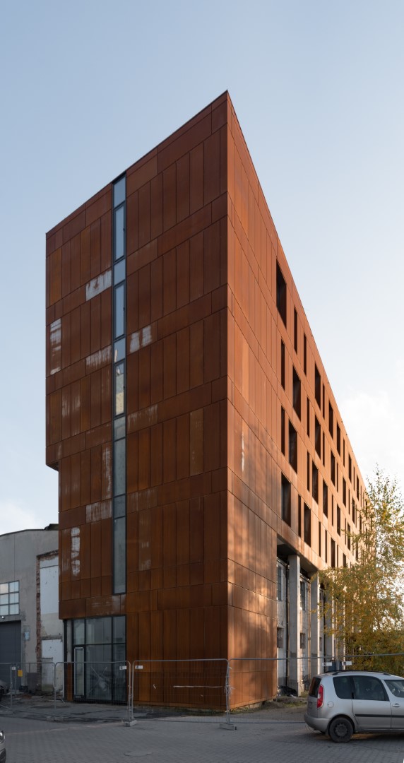 Office Building Extension in Poznan by EASST Architects