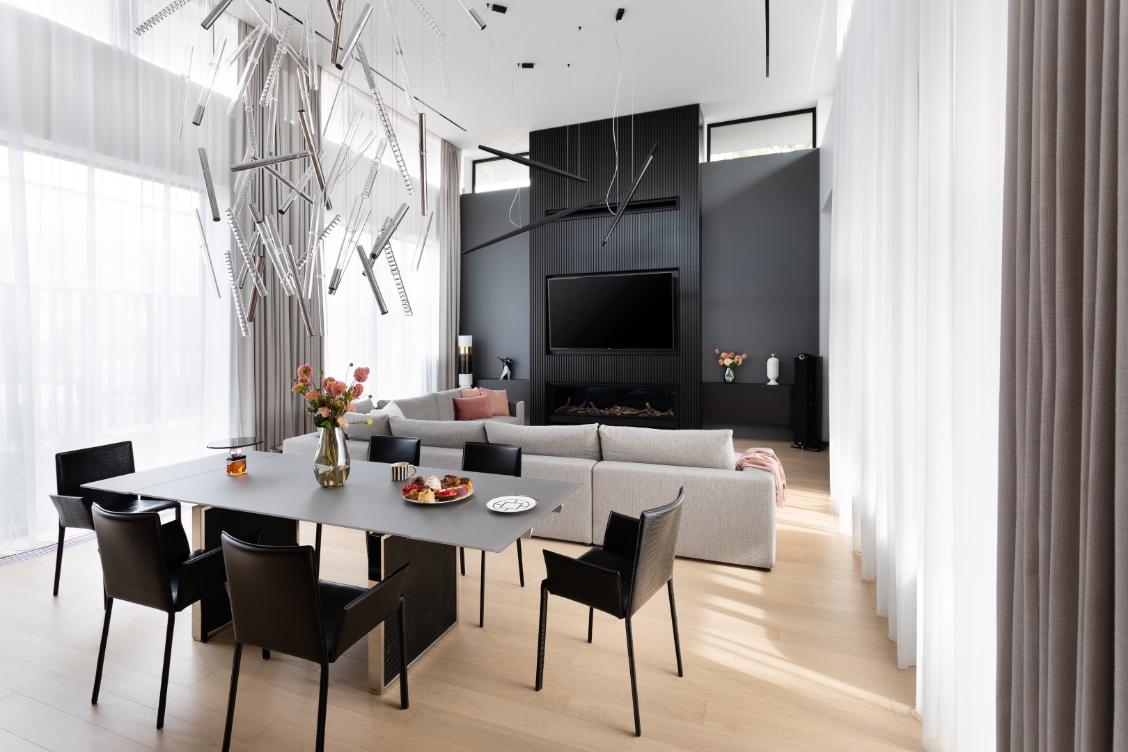 Single family house with pool by EASST Architects in Poznan, Poland Single family house with pool by EASST Architects in Poznan, Poland