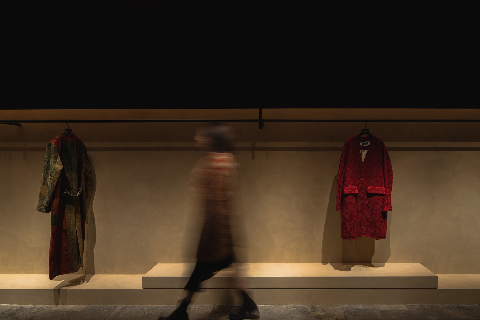 hug x UMA WANG - A new concept jewelry store by ATMOSPHERE Architects hug x UMA WANG - A new concept jewelry store by ATMOSPHERE Architects