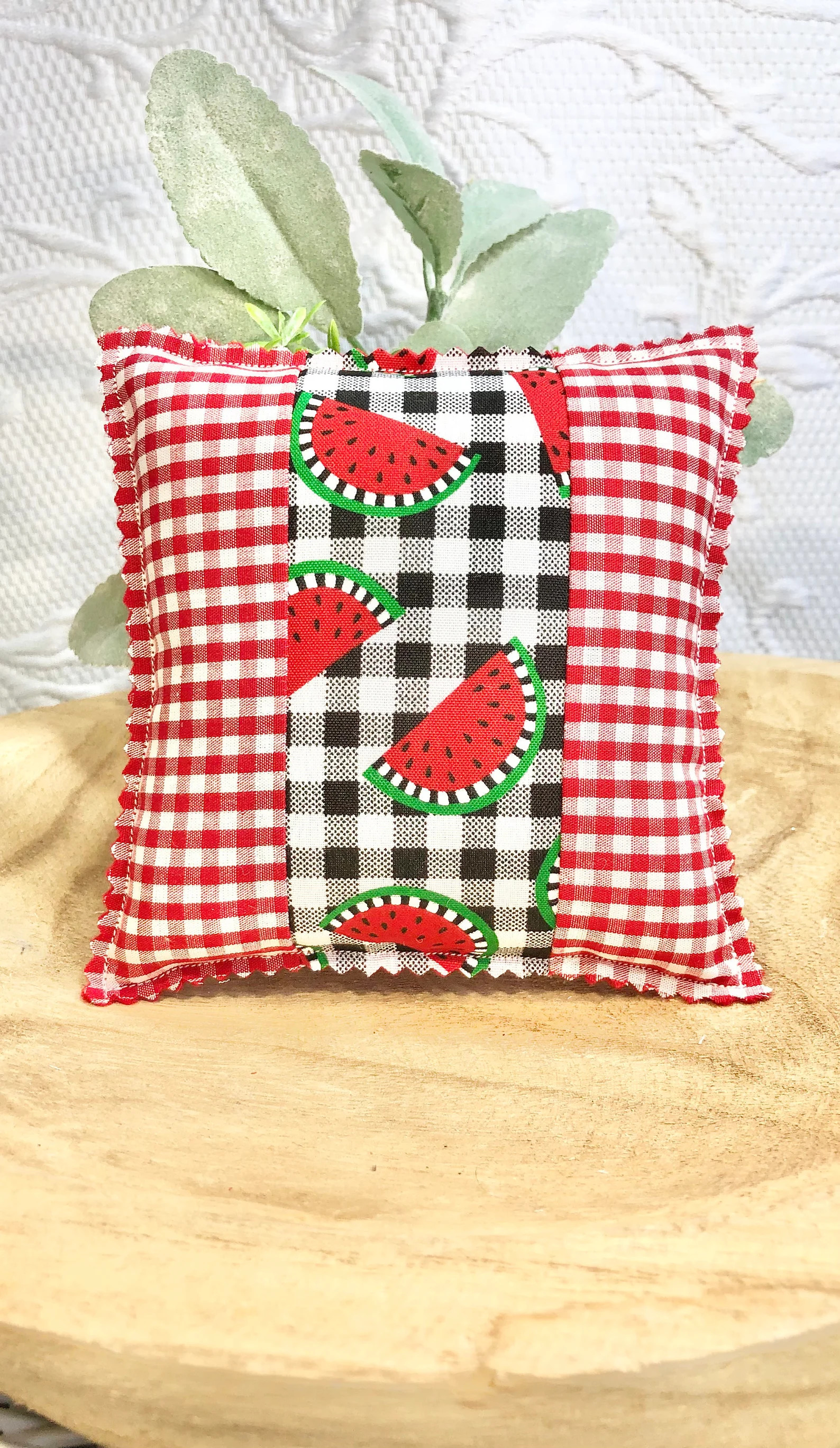 18 Awesome Watermelon Pillow Covers That Will Make You Thirsty