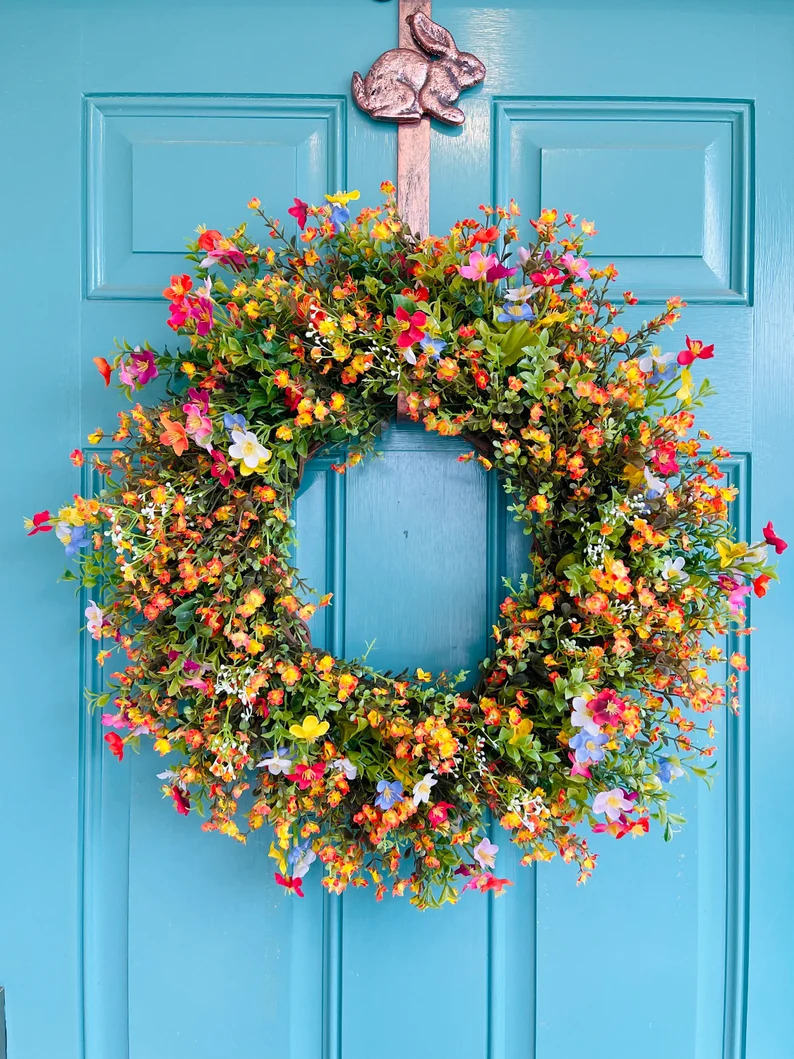 20 Refreshing Summer Wreath Designs to Hang After the 4th of July