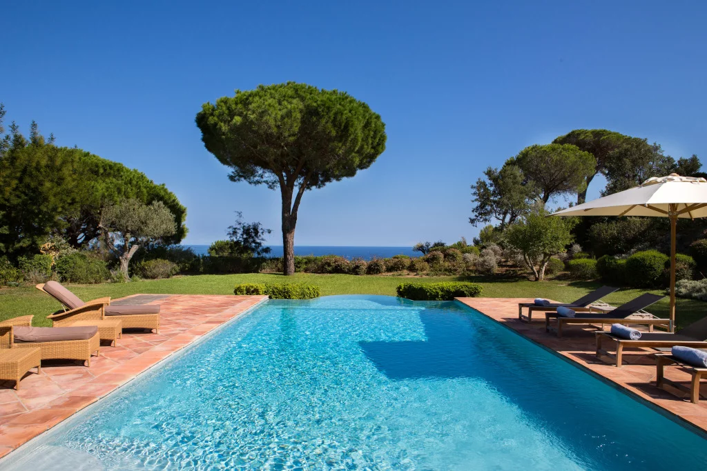 Dream pools in the heart of nature Dream pools in the heart of nature