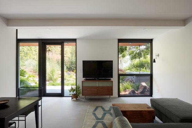 Berkeley Hills MCM Remodel and ADU Addition by Klopf Architecture