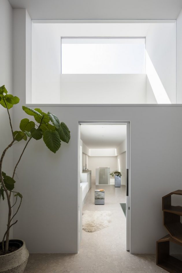 Hilltop House by FORM | Kouichi Kimura Architects in Japan