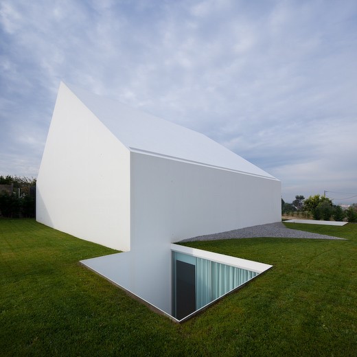 House in Leiria by Aires Mateus in Portugal