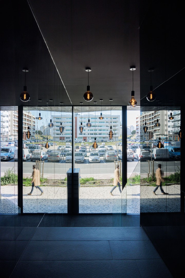 Puro Homes by Mario Alves Arquiteto in Aveiro, Portugal Puro Homes by Mario Alves Arquiteto in Aveiro, Portugal