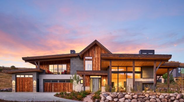 15 Phenomenal Rustic Home Exterior Designs You Will Dream About