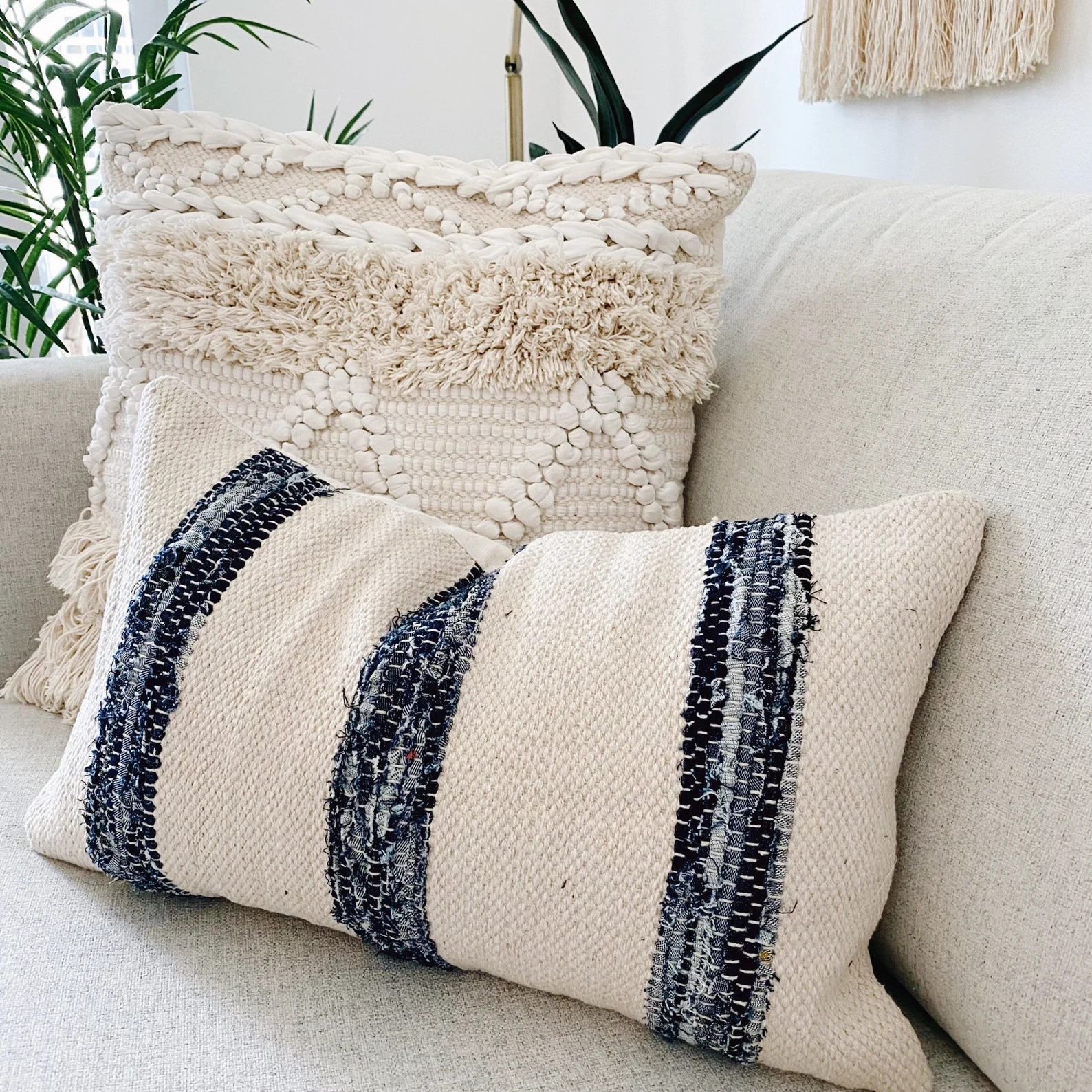 18 Fantastic Coastal Pillow Cover Designs That Will Refresh Your Beach Home