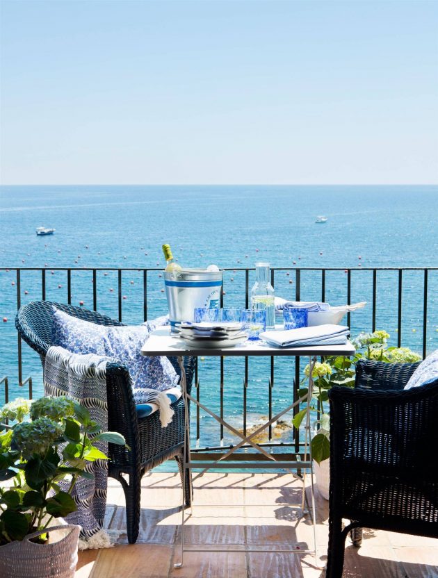 Small outdoor dining rooms on balconies, terraces and patios