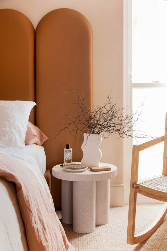 Tips For Choosing Round Bedside Tables