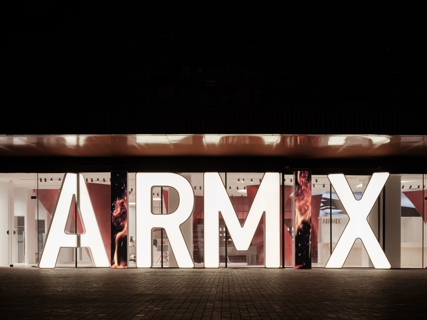 AIRMIX Lifestyle Concept Store by SpActrum in Xi'an, China AIRMIX Lifestyle Concept Store by SpActrum in Xi'an, China