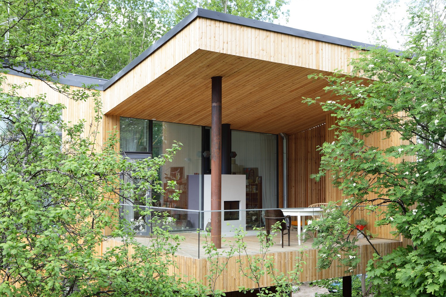 House M-M by Tuomas Siitonen Office in Helsinki, Finland House M-M by Tuomas Siitonen Office in Helsinki, Finland