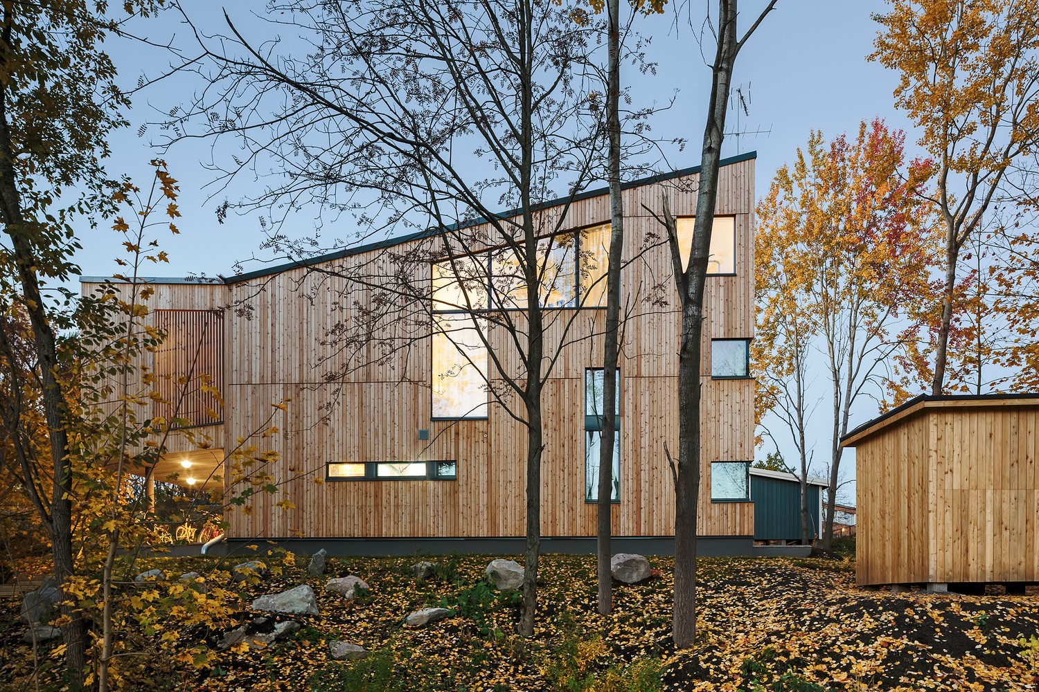 House M-M by Tuomas Siitonen Office in Helsinki, Finland House M-M by Tuomas Siitonen Office in Helsinki, Finland