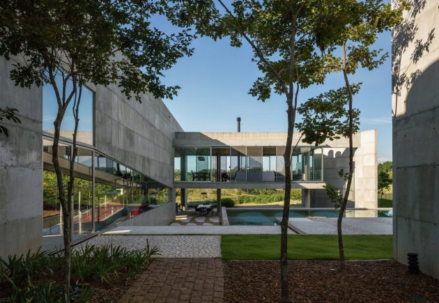 House in Itu by Grupo SP in Brazil