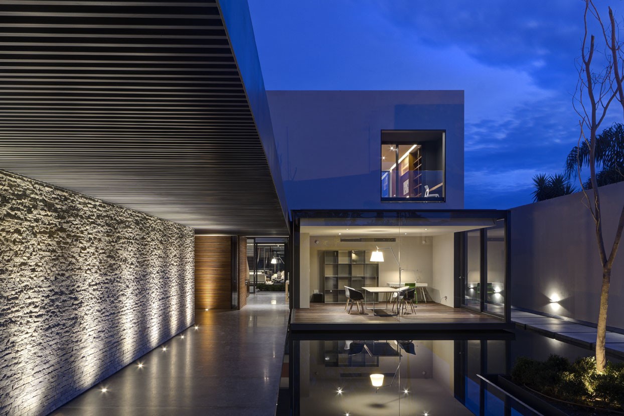 LA House by Elías Rizo Arquitectos in Mexico LA House by Elías Rizo Arquitectos in Mexico