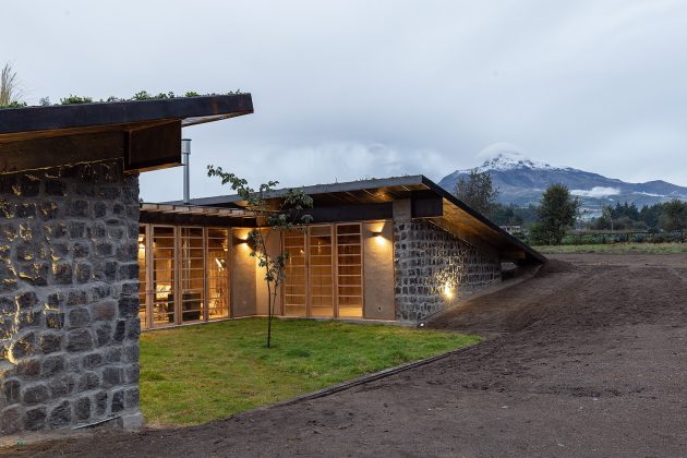 Patios House by RAMA Estudio in Cotopaxi, Ecuador