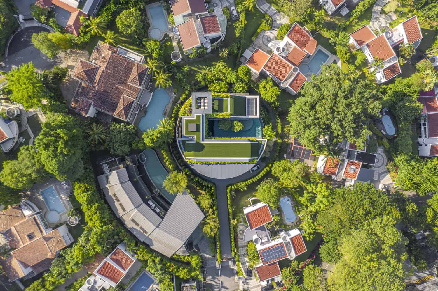 Water Garden House by Wallflower Architecture + Design in Tanglin, Singapore