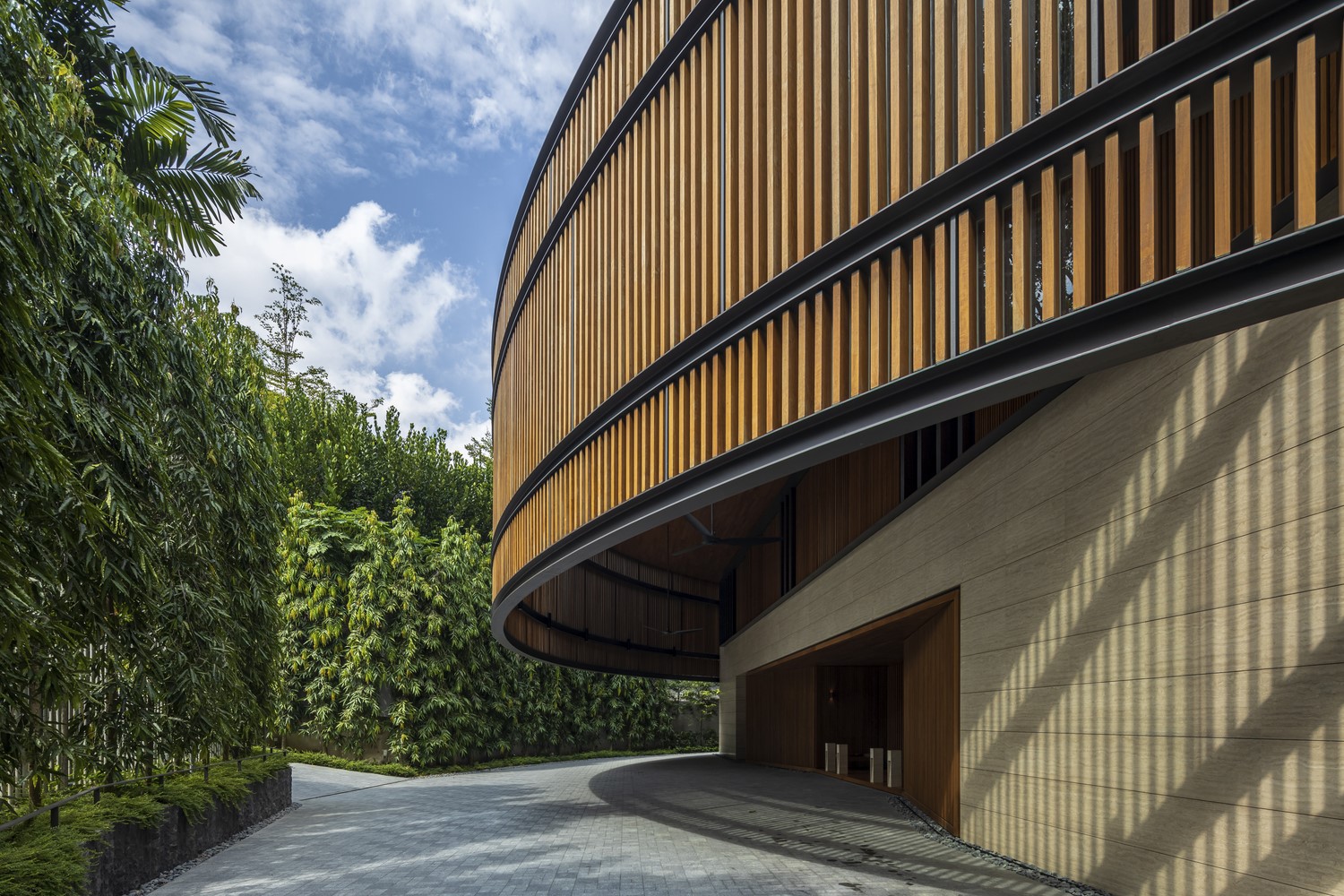 Water Garden House by Wallflower Architecture + Design in Tanglin, Singapore Water Garden House by Wallflower Architecture + Design in Tanglin, Singapore