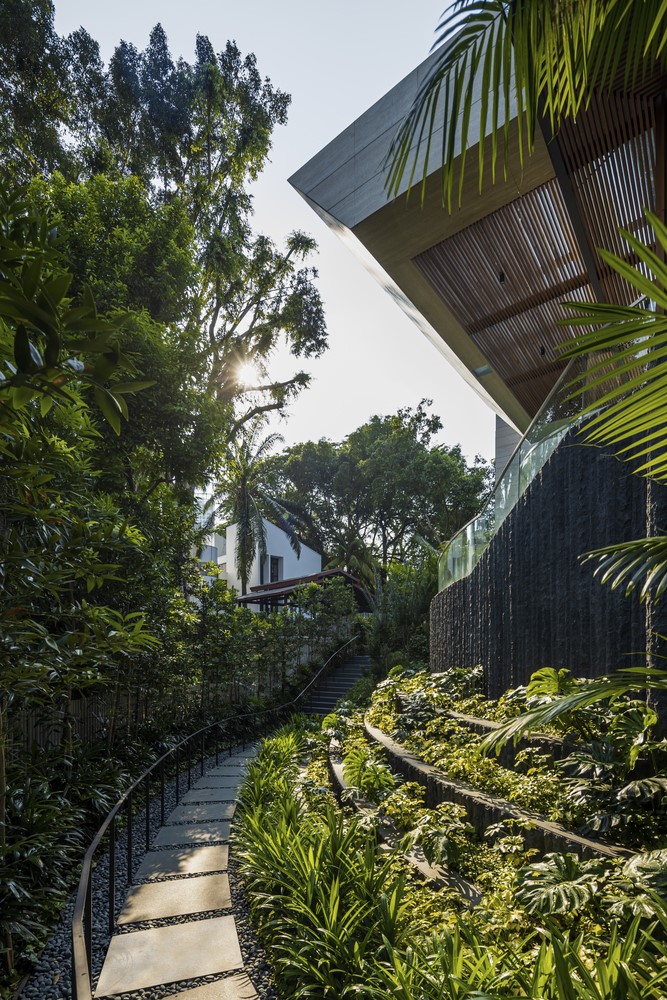 Water Garden House by Wallflower Architecture + Design in Tanglin, Singapore Water Garden House by Wallflower Architecture + Design in Tanglin, Singapore